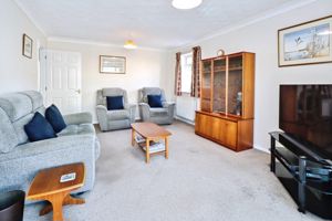 KINGS HEAD COURT- click for photo gallery